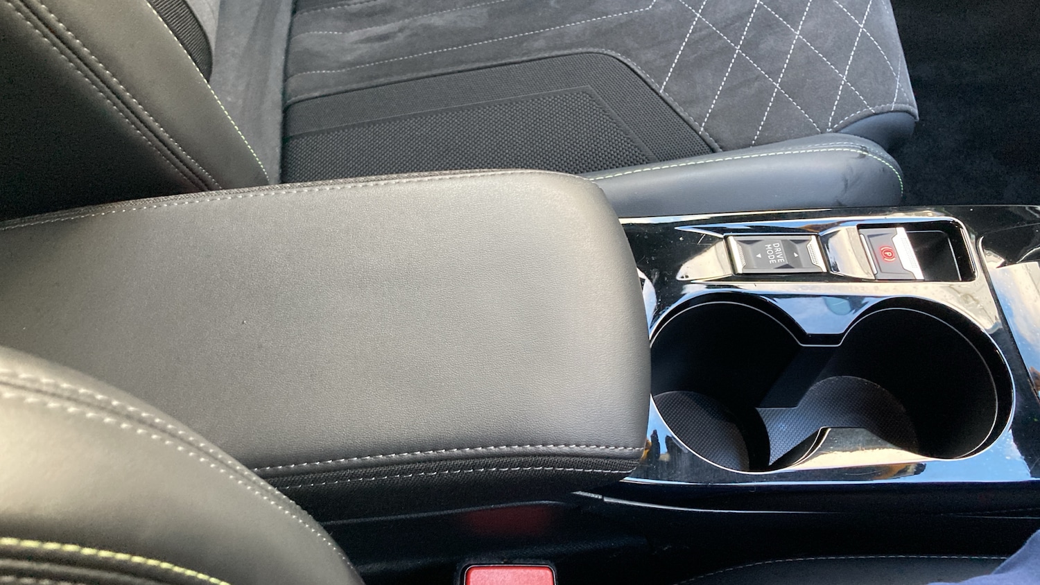 Used Peugeot 2008 2022 for sale - 77264297: Photo 35