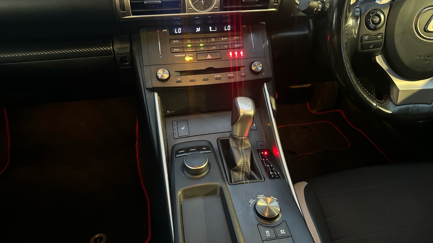 Used Lexus IS 2015 for sale - 76518430: Photo 11