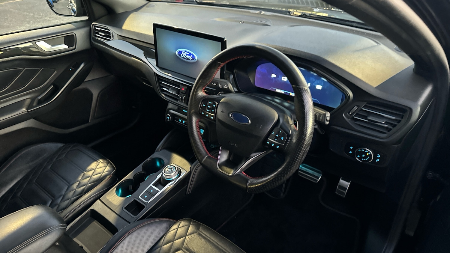 Used Ford Focus 2022 for sale - 77011881: Photo 16