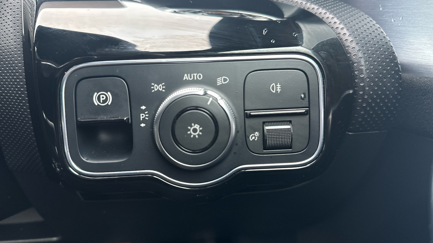 Used Mercedes-Benz A-Class 2018 for sale - 77548130: Photo 36