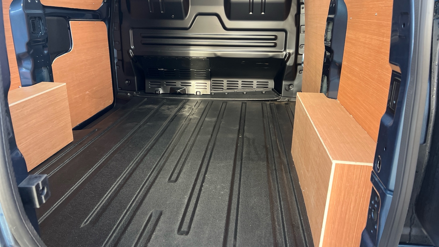 Used Ford Transit Custom 2025 for sale - 76932109: Photo 40