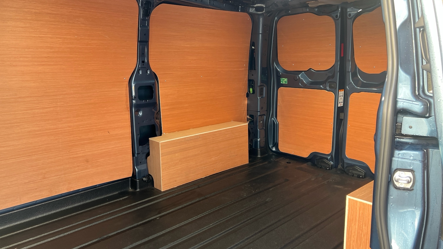 Used Ford Transit Custom 2025 for sale - 76932109: Photo 41