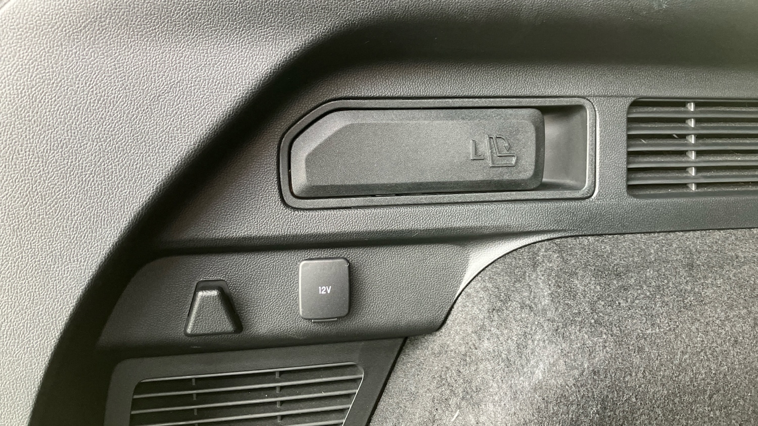 Used Ford Kuga 2023 for sale - 77445598: Photo 31