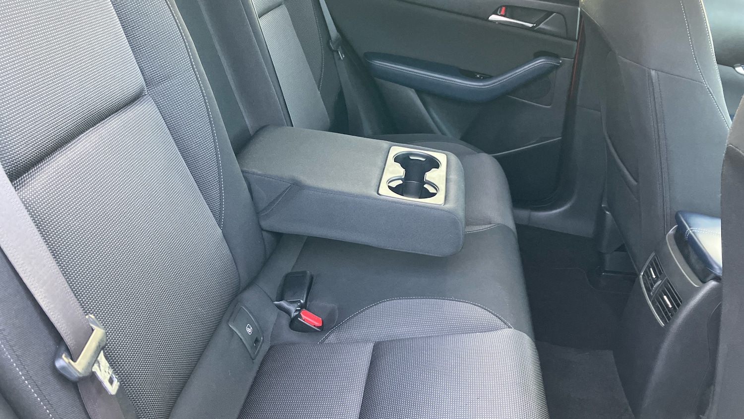 Used Mazda CX-30 2020 for sale - 76932111: Photo 36