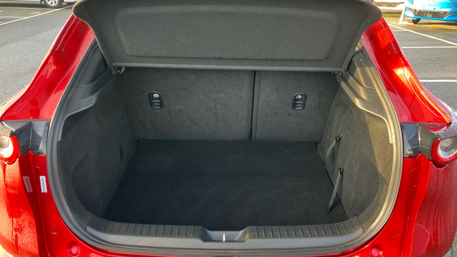 Used Mazda CX-30 2020 for sale - 76932111: Photo 4