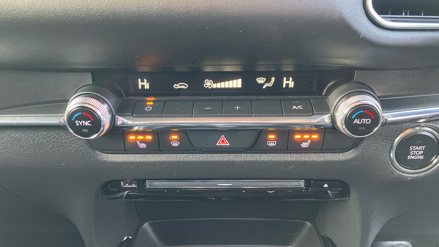 Used Mazda CX-30 2020 for sale - 76932111: Photo 67