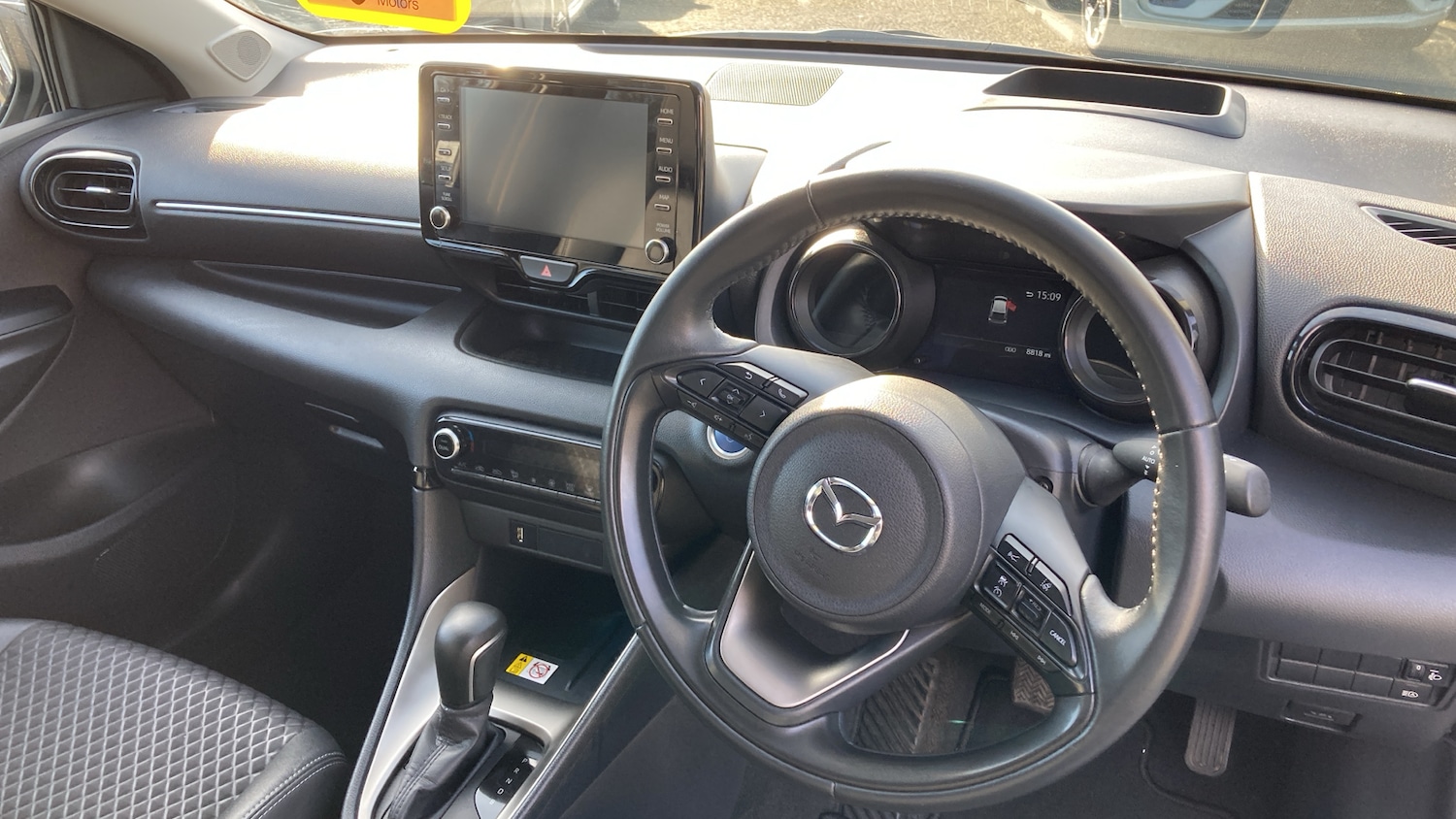 Used Mazda Mazda2 HYBRID 2023 for sale - 77962183: Photo 16