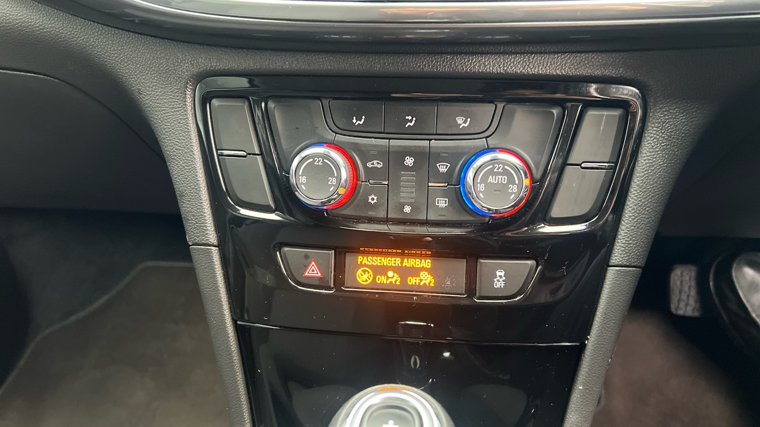Used Vauxhall Mokka X 2019 for sale - 78065007: Photo 35