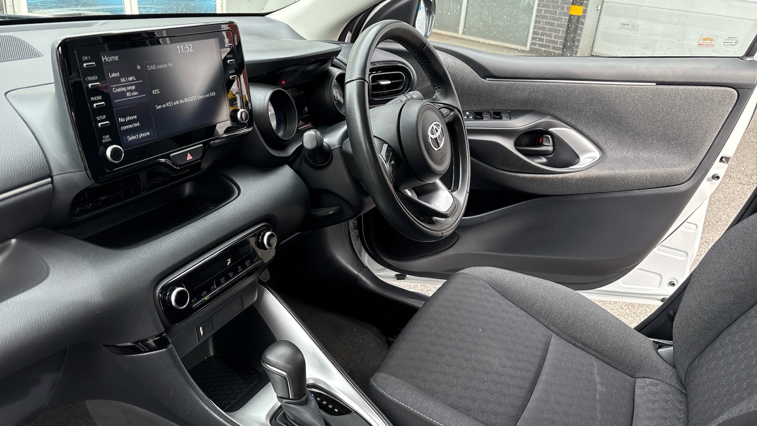 Used Toyota Yaris 2021 for sale - 76177002: Photo 13