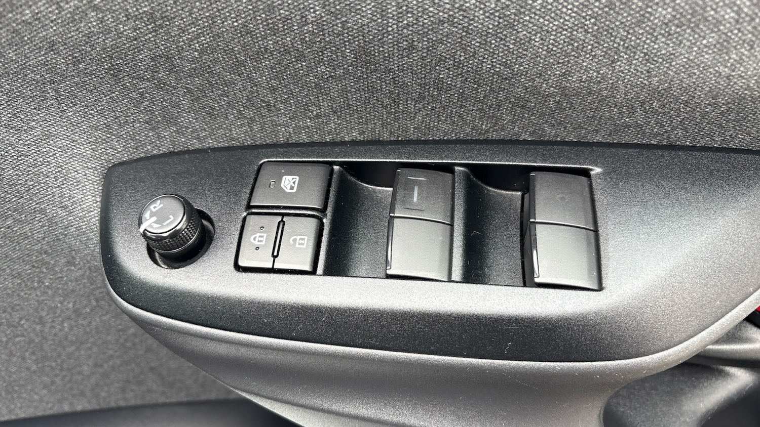 Used Toyota Yaris 2021 for sale - 76177002: Photo 23