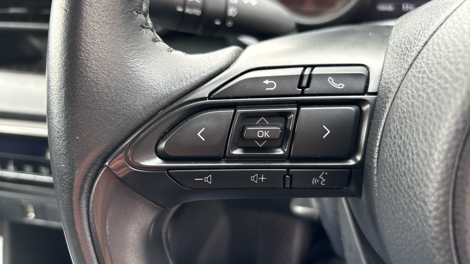 Used Toyota Yaris 2021 for sale - 76177002: Photo 25