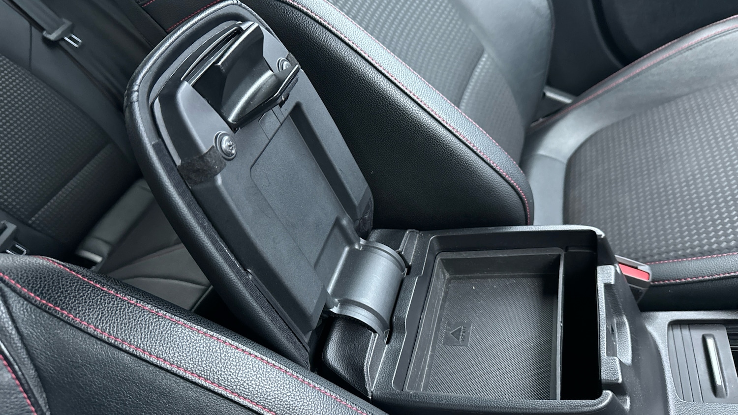 Used Ford Focus 2020 for sale - 77045574: Photo 42