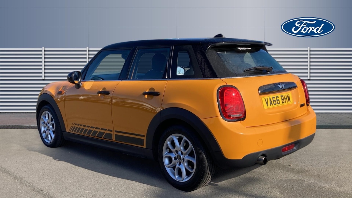 Used MINI Hatch 2016 for sale - 77961700: Photo 2