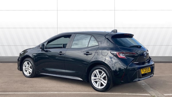 Used Toyota Corolla 2021 for sale - 76322501: Photo 2