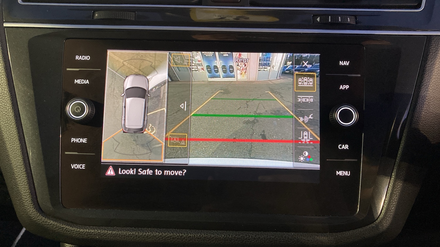 Used Volkswagen Tiguan 2019 for sale - 77045569: Photo 10