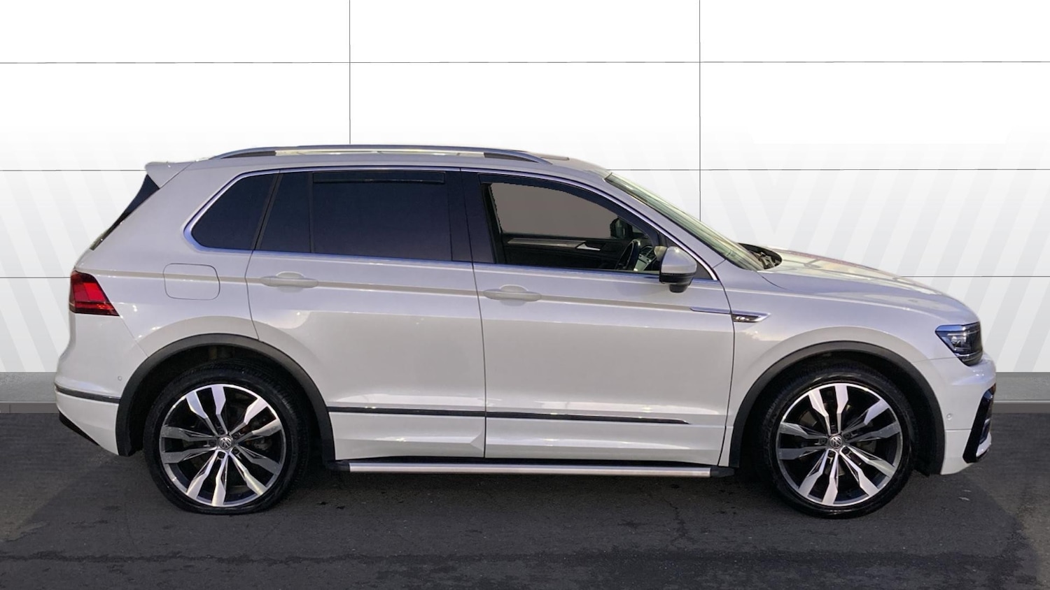 Used Volkswagen Tiguan 2019 for sale - 77045569: Photo 5