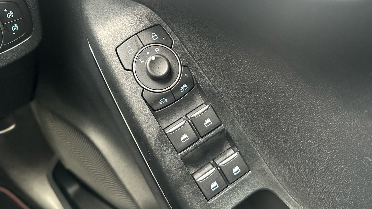 Used Ford Puma 2022 for sale - 76492117: Photo 34