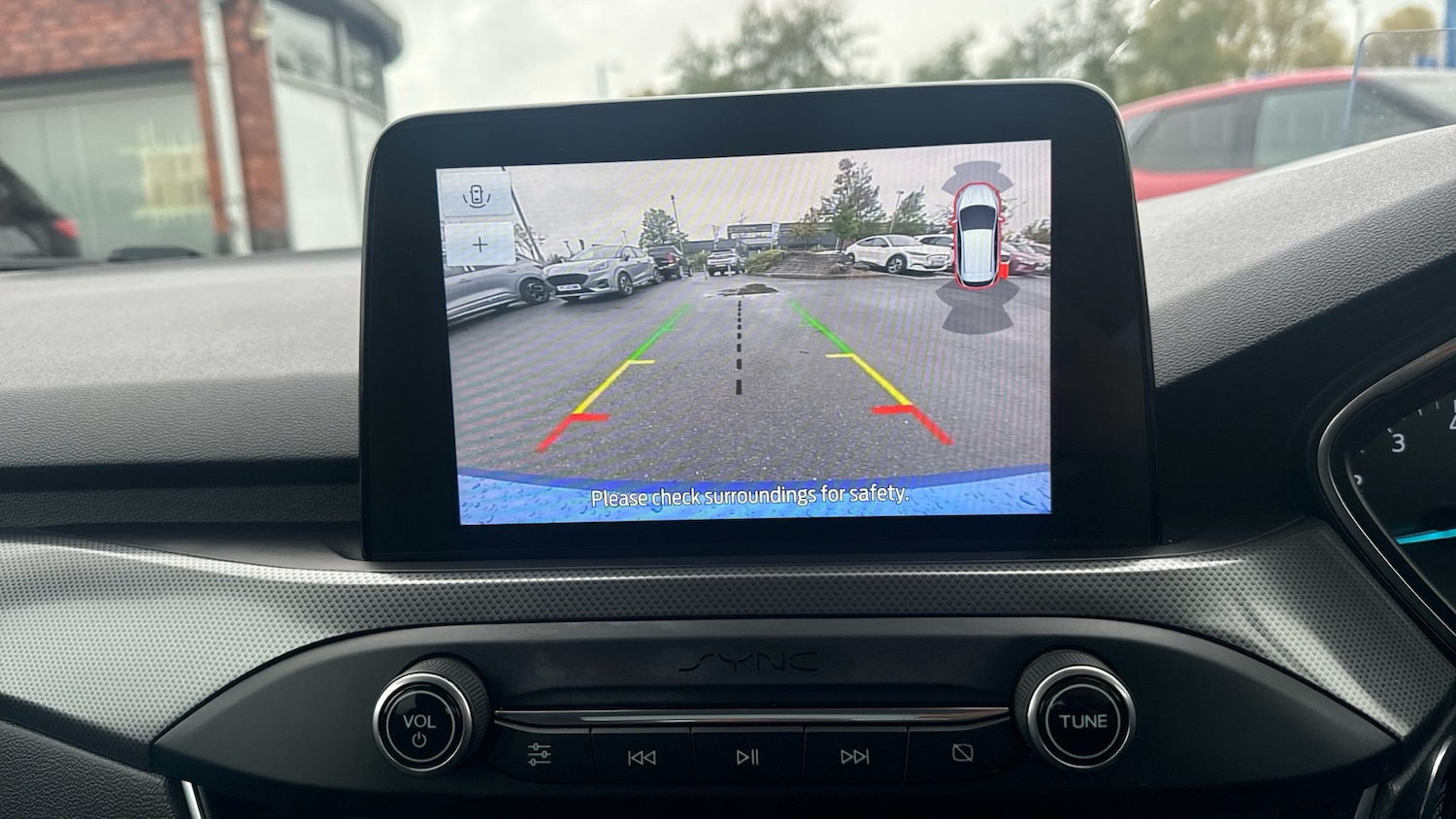 Used Ford Focus 2019 for sale - 76663601: Photo 10