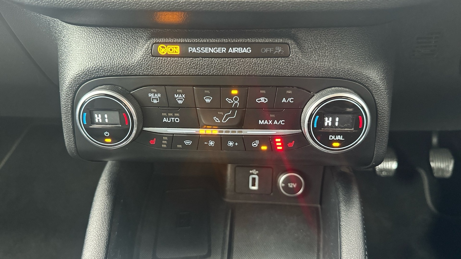 Used Ford Focus 2019 for sale - 76663601: Photo 12