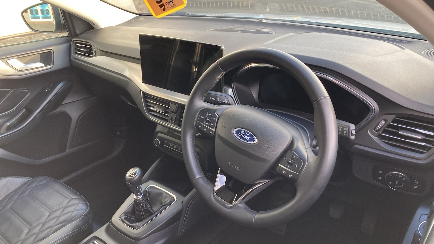 Used Ford Focus 2023 for sale - 77052940: Photo 11