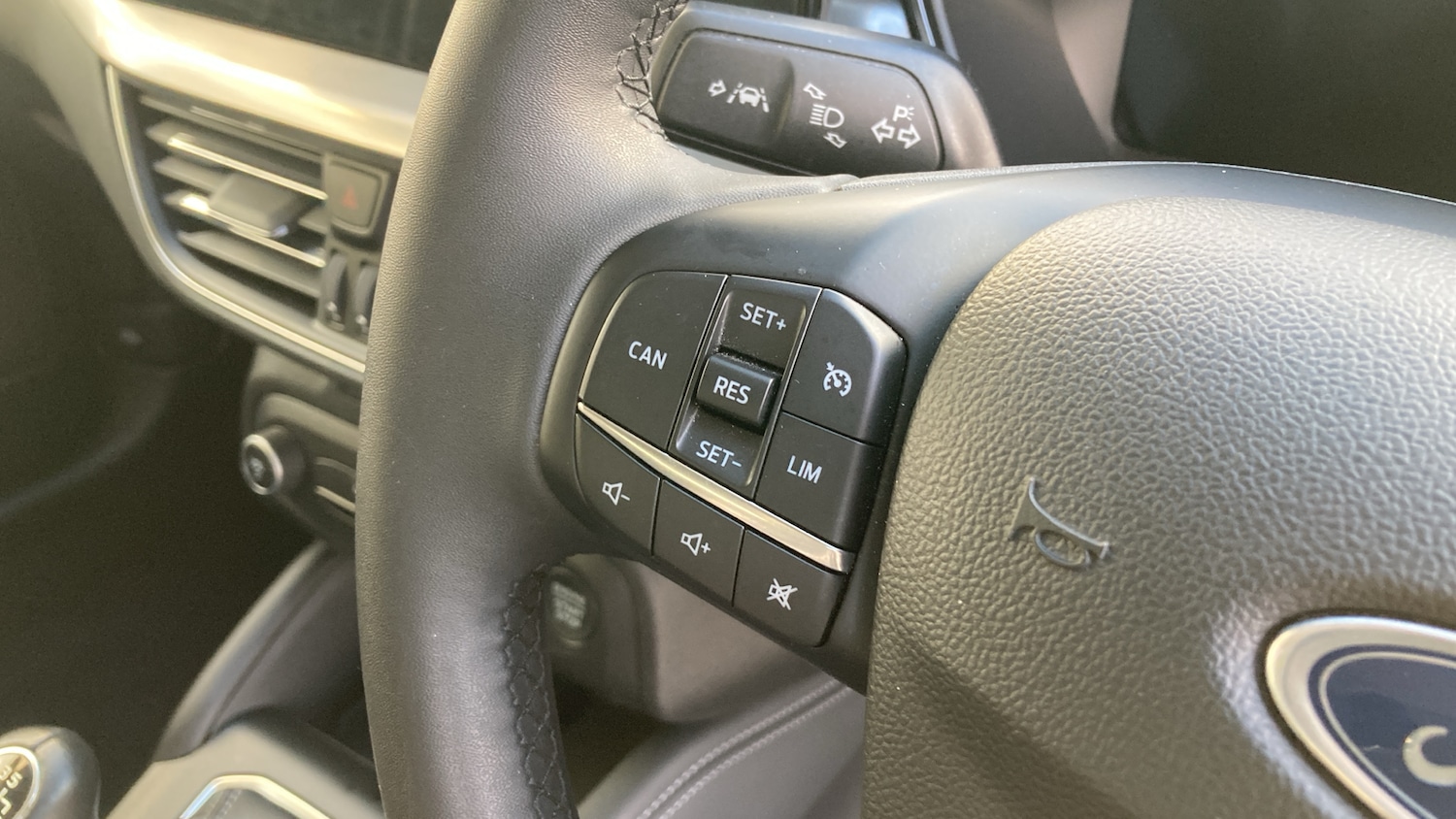 Used Ford Focus 2023 for sale - 77052940: Photo 37