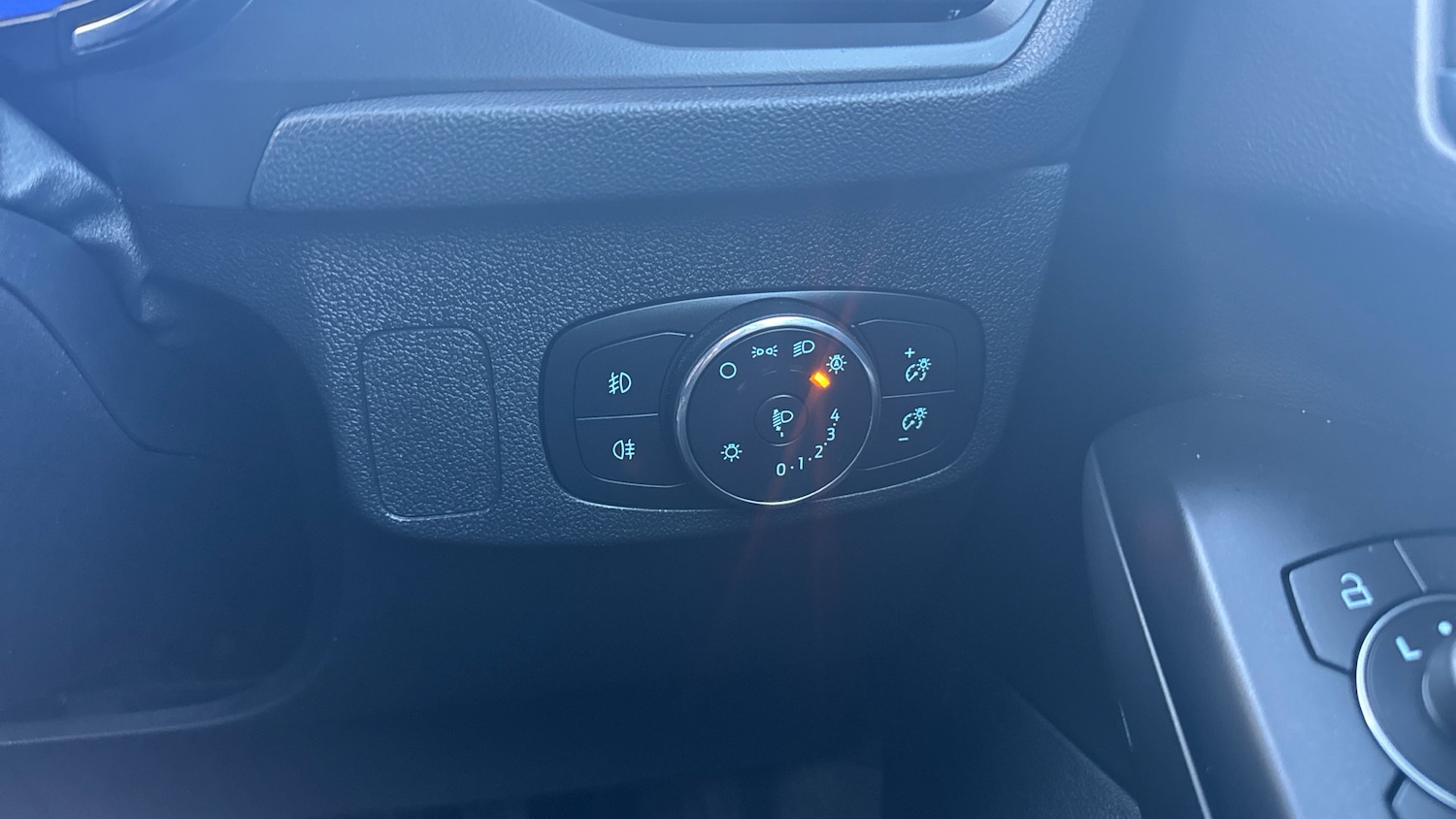 Used Ford Focus 2023 for sale - 77898742: Photo 32