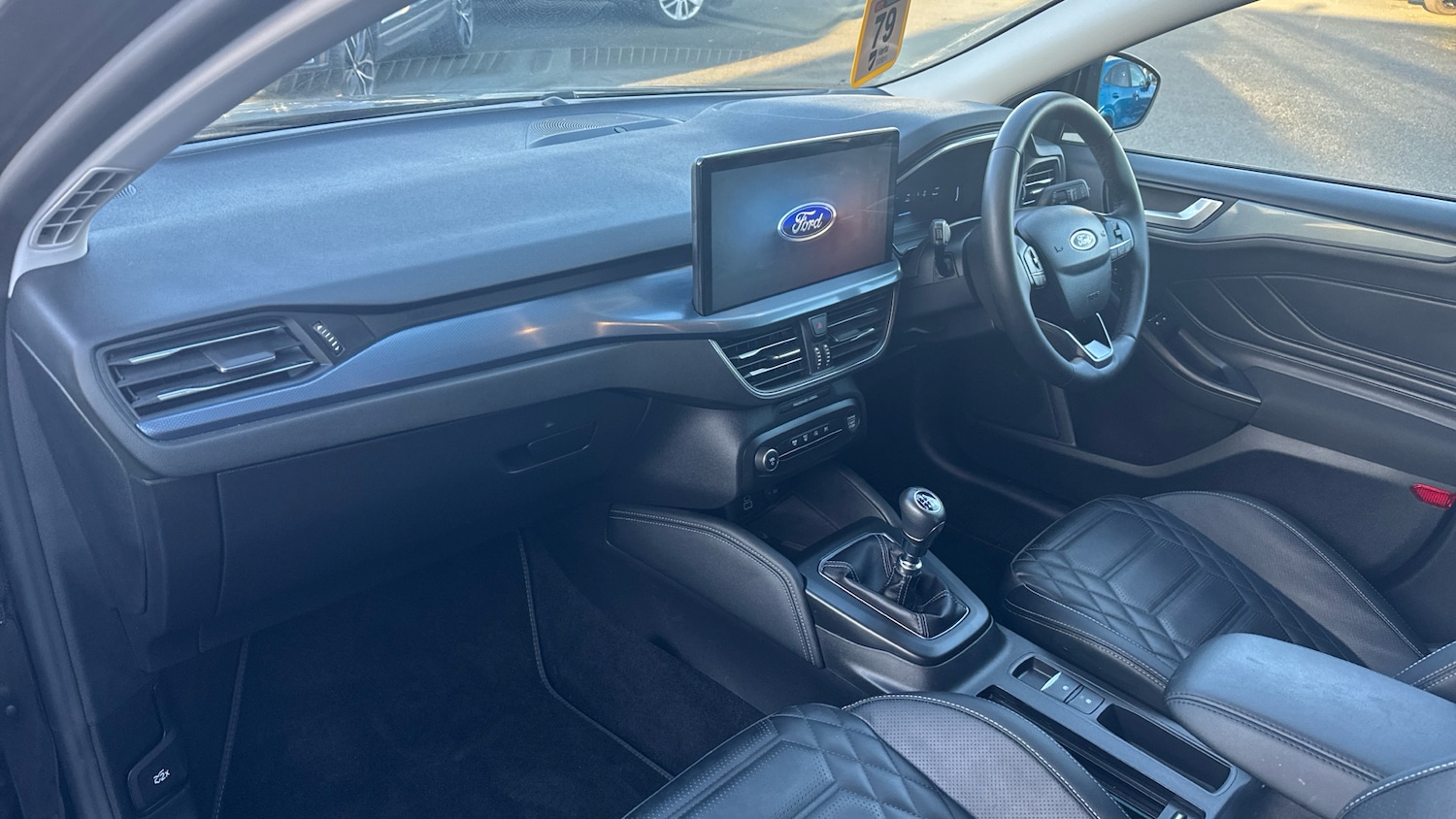 Used Ford Focus 2023 for sale - 77898742: Photo 9