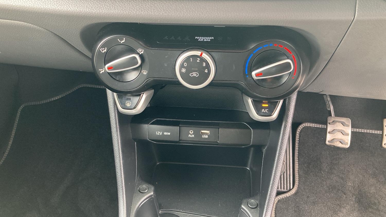 Used Kia Picanto 2018 for sale - 77844565: Photo 40