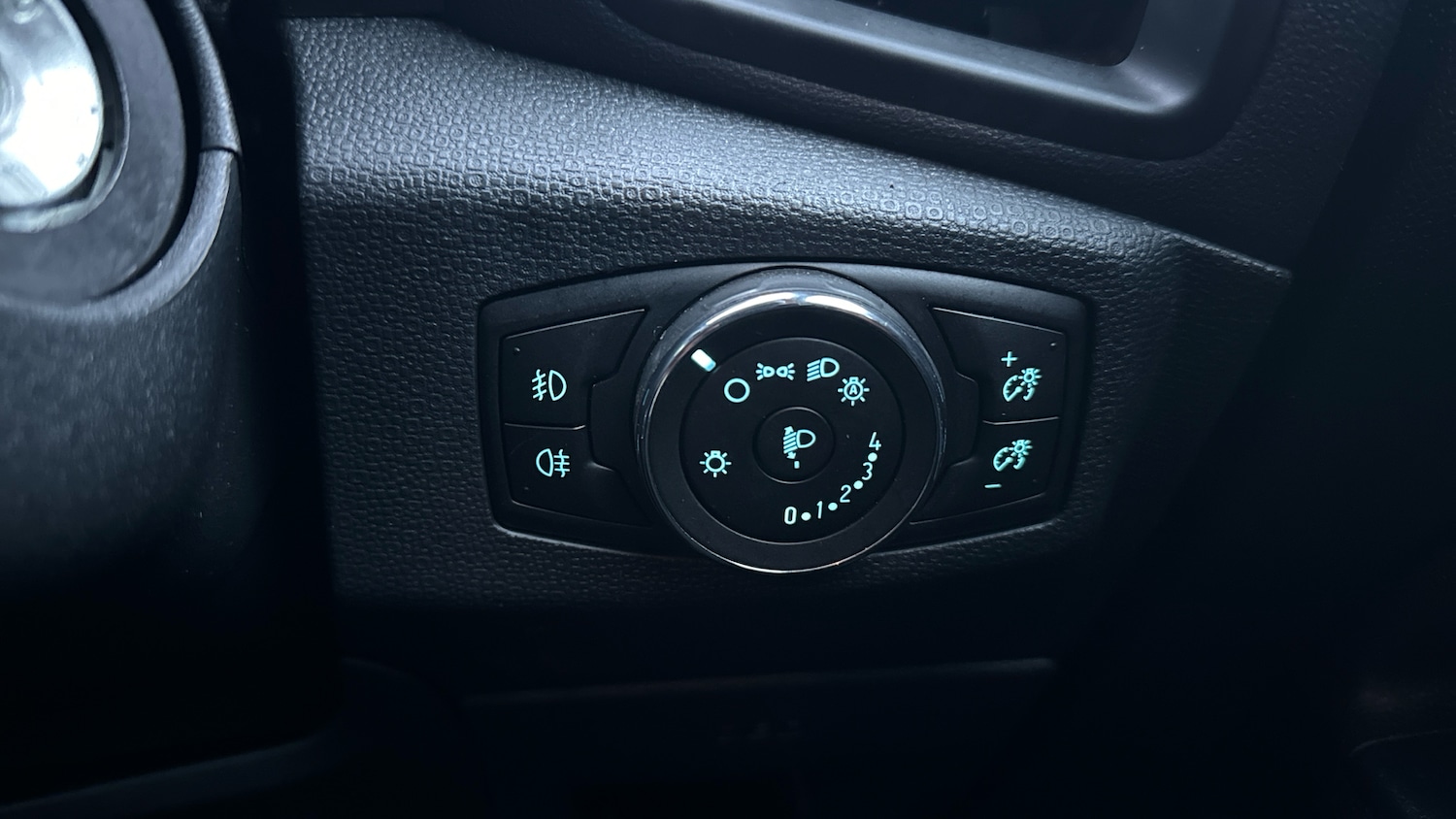 Used Ford Ecosport 2020 for sale - 77381459: Photo 31