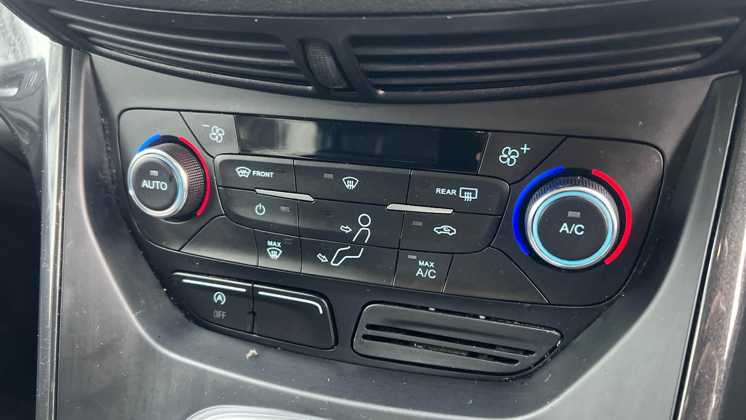 Used Ford Kuga 2017 for sale - 77482204: Photo 14