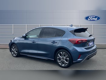 Used Ford Focus 2023 for sale - 78131699: Photo