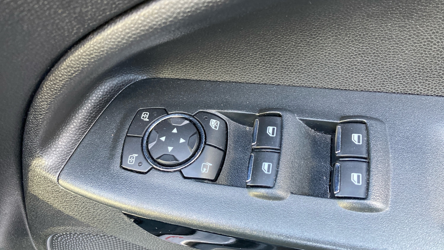 Used Ford Ecosport 2019 for sale - 76908482: Photo 22