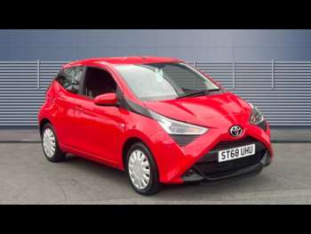 2019 (68) - 1.0 VVT-i X-Play 5dr Petrol Hatchback