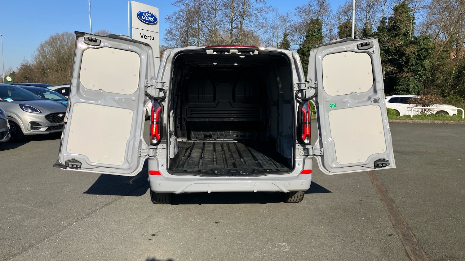 Used Ford Transit Custom 2025 for sale - 77951383: Photo 25