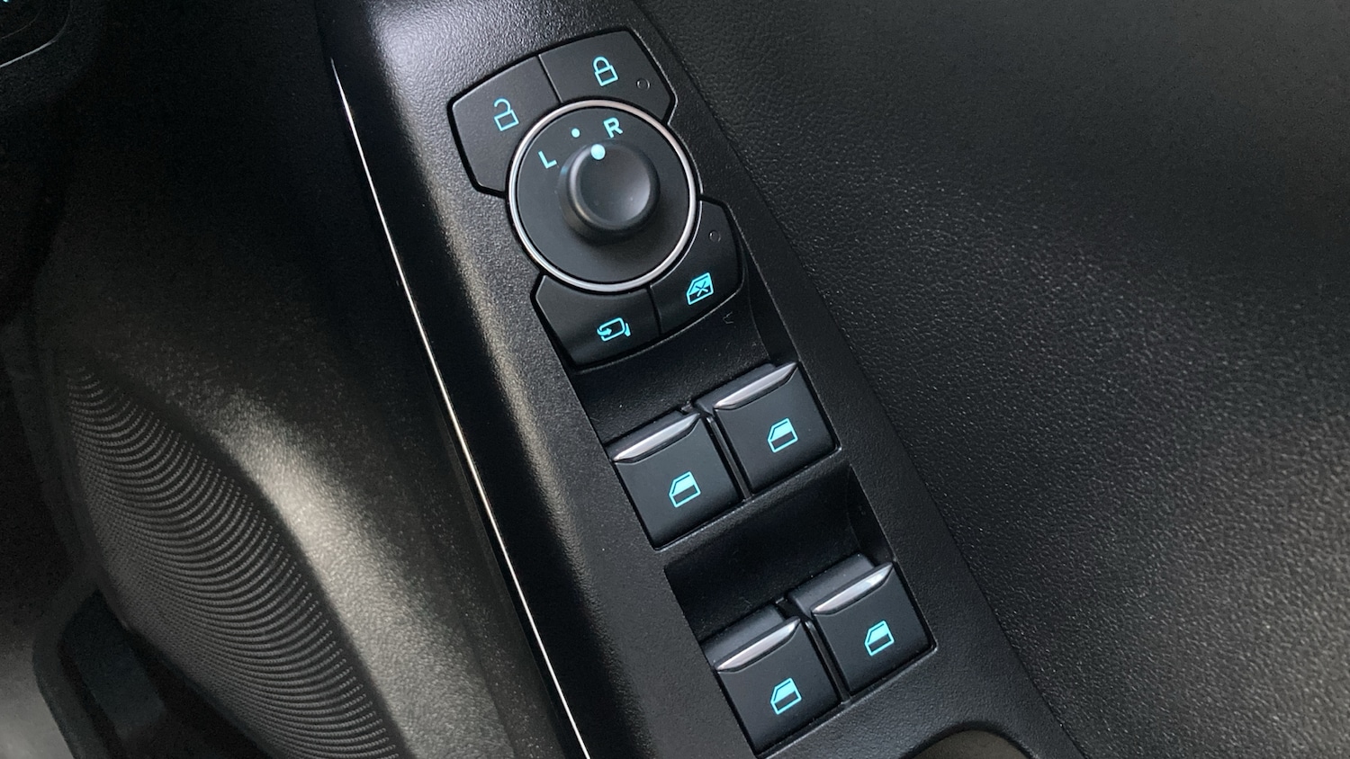 Used Ford Puma 2023 for sale - 77093727: Photo 32