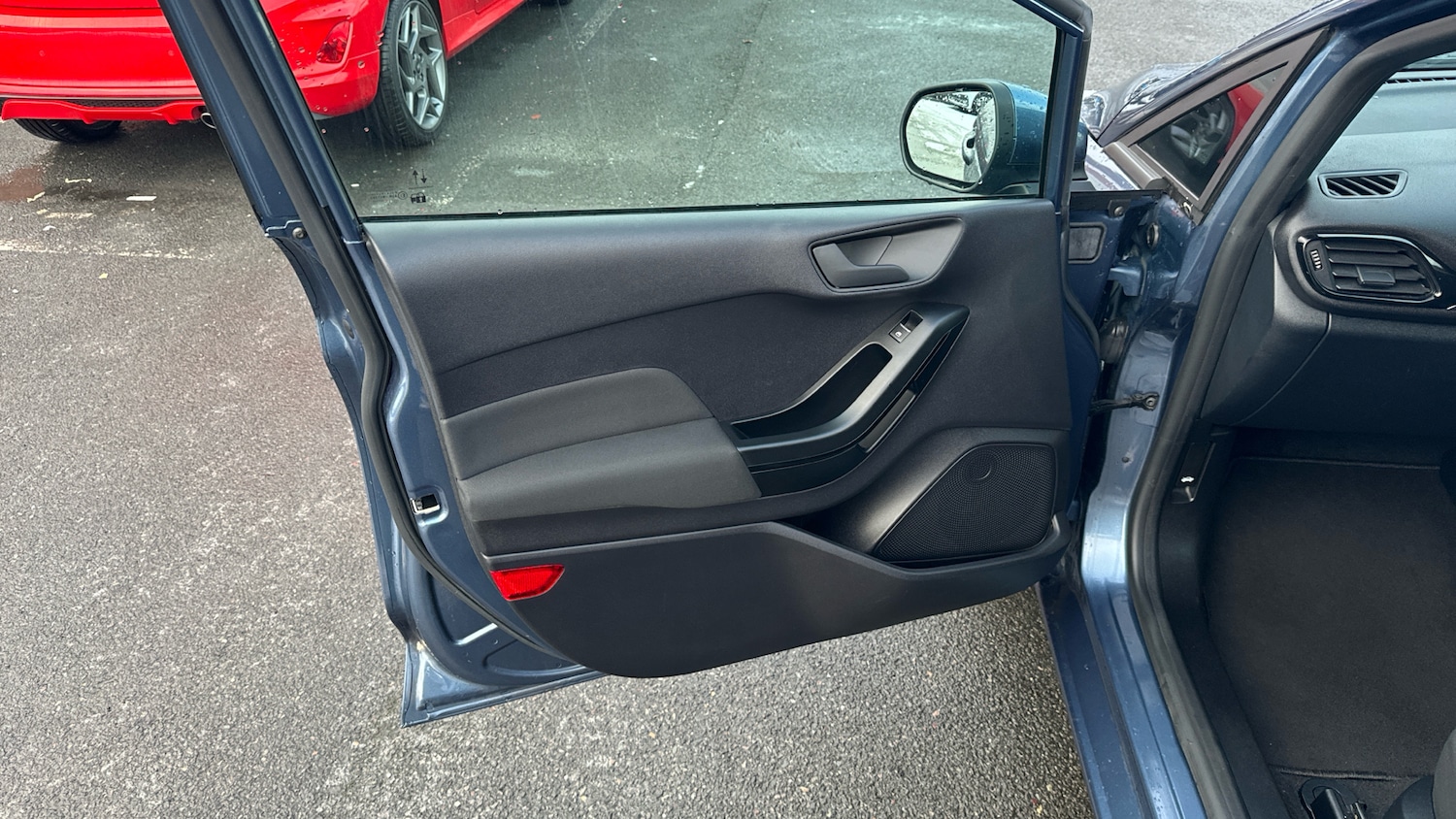 Used Ford Fiesta 2020 for sale - 77124018: Photo 28