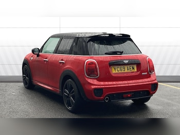Used MINI Hatch 2019 for sale - 77432525: Photo