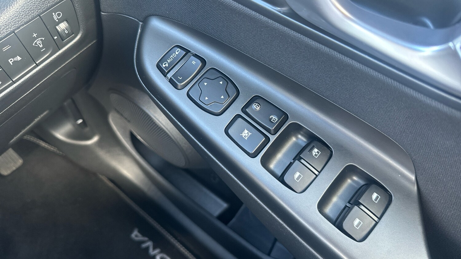 Used Hyundai KONA 2021 for sale - 76192456: Photo 31