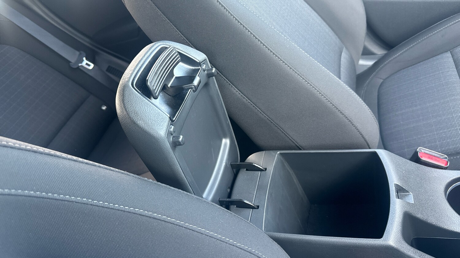 Used Hyundai KONA 2021 for sale - 76192456: Photo 40