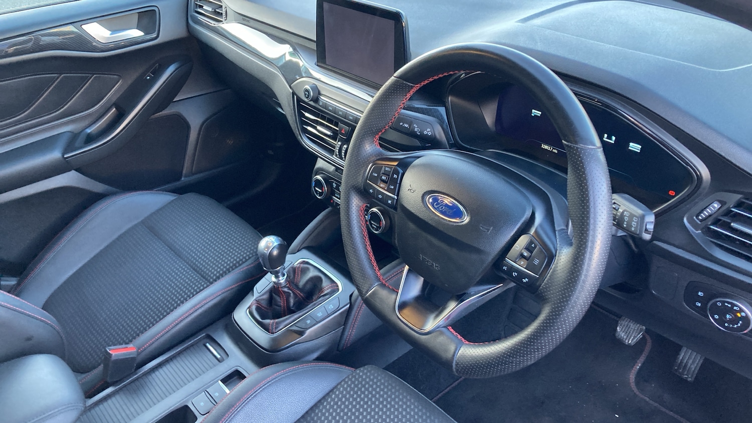 Used Ford Focus 2021 for sale - 76707155: Photo 15