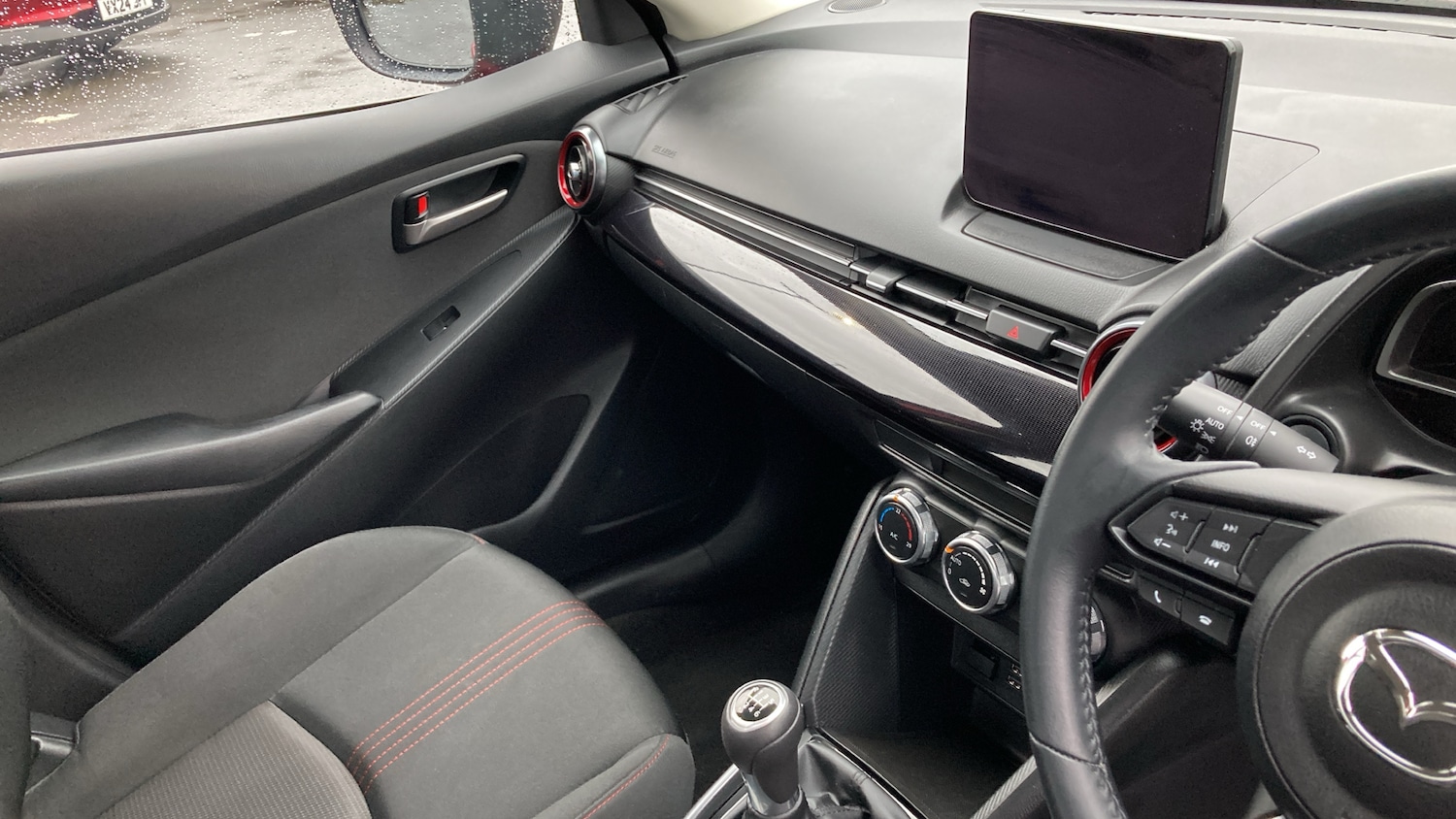 Used Mazda Mazda2 2024 for sale - 77932504: Photo 17