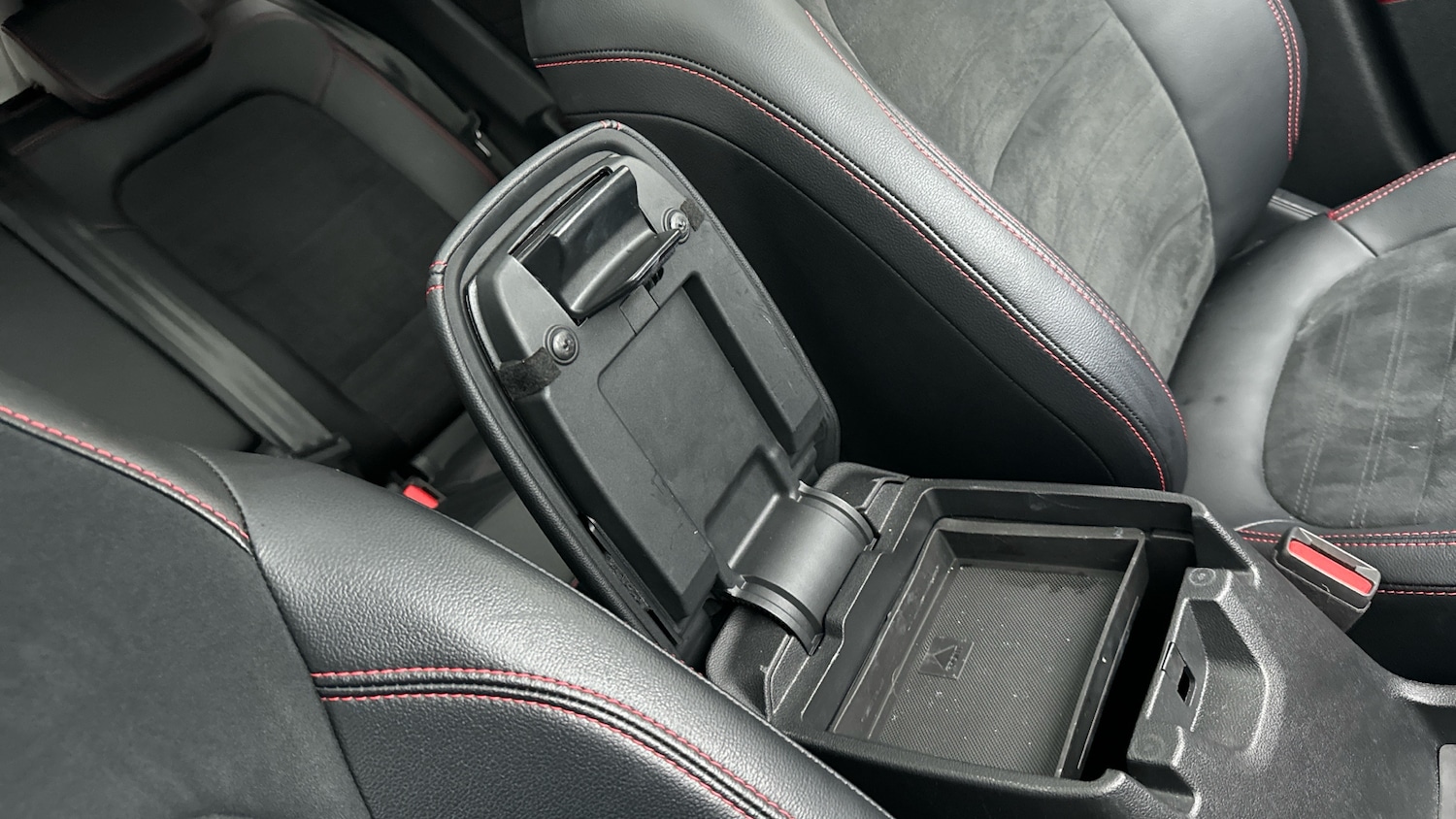 Used Ford Kuga 2022 for sale - 77417352: Photo 40