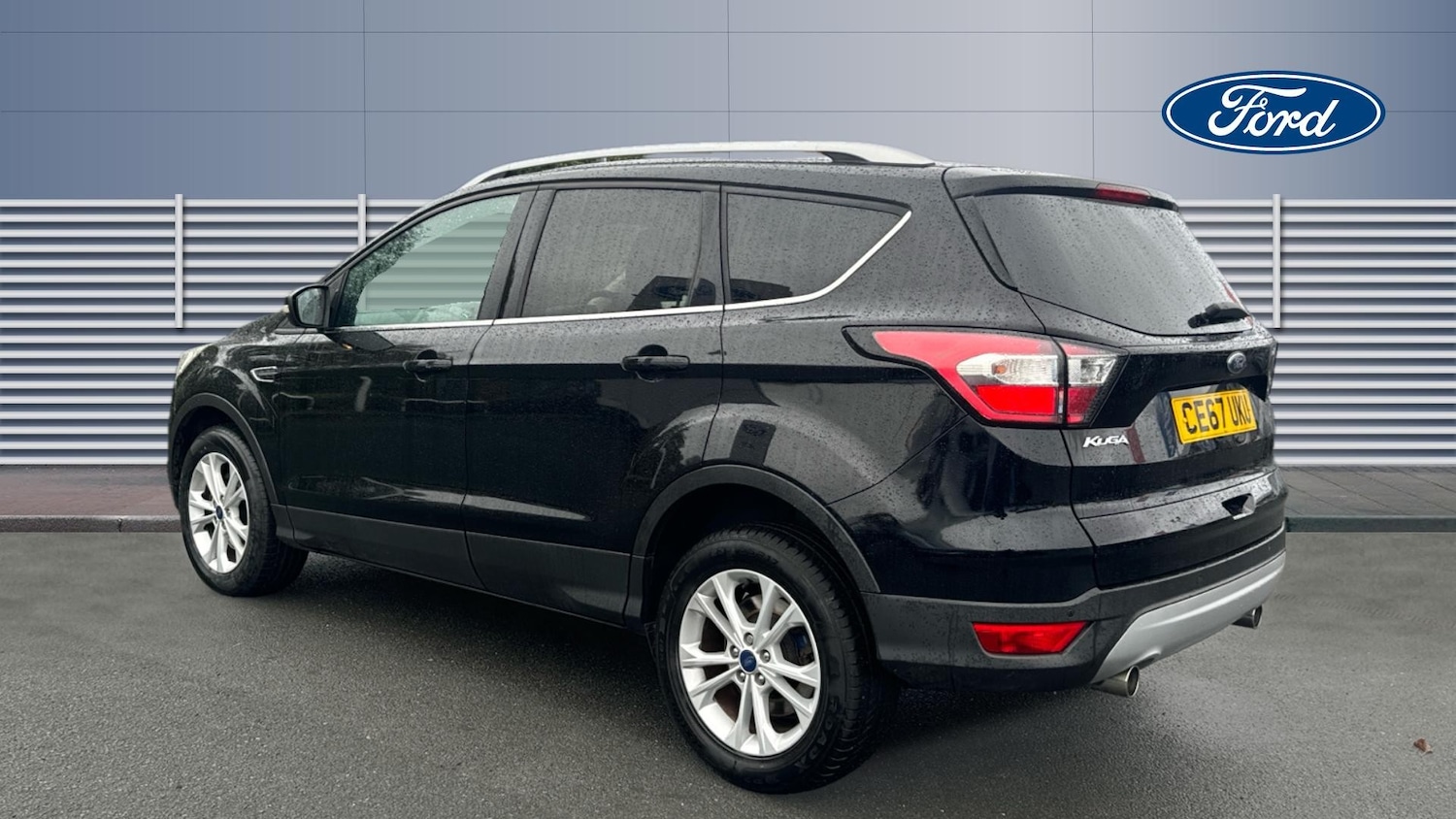 Used Ford Kuga 2017 for sale - 76542740: Photo 2