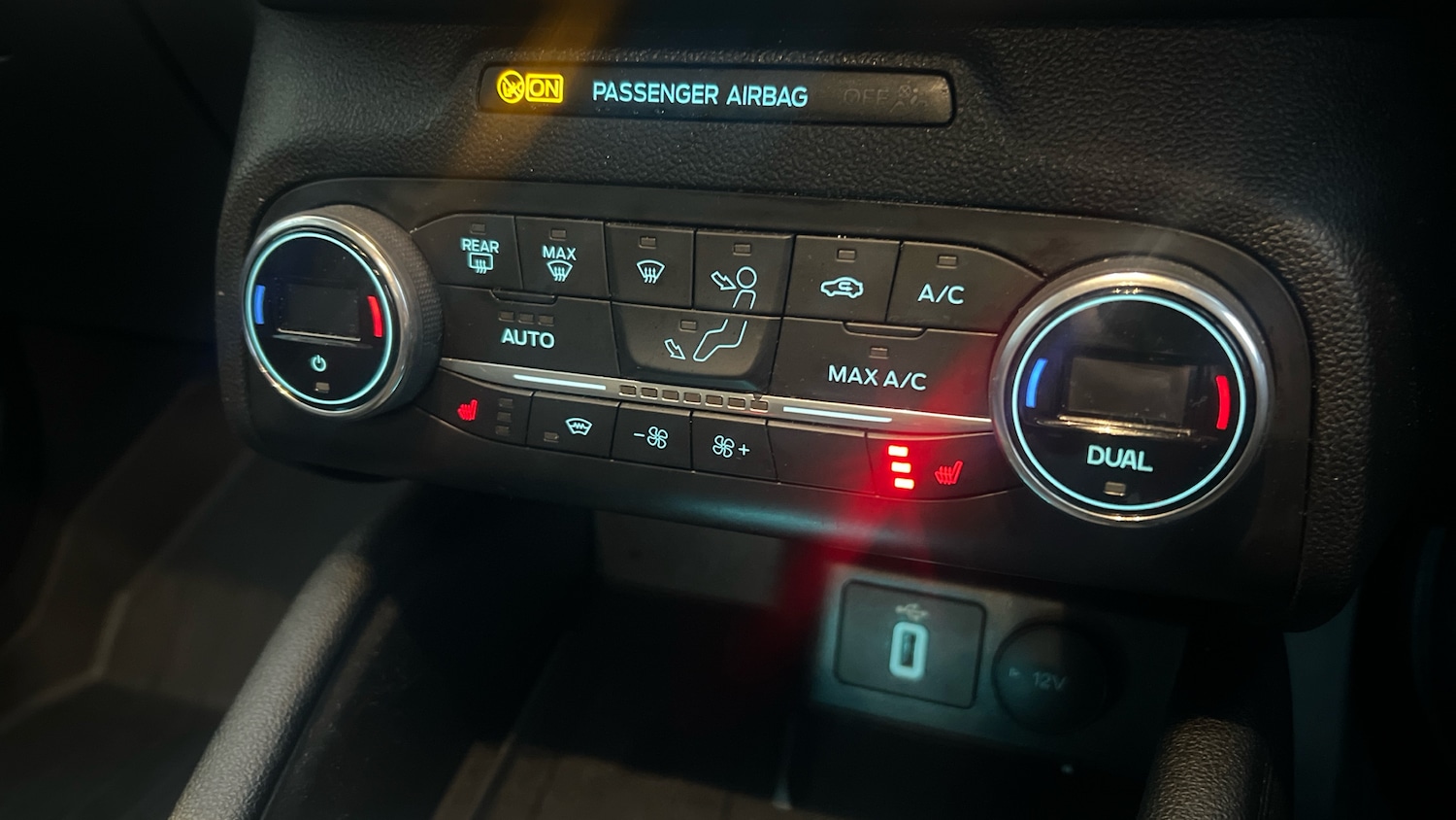 Used Ford Focus 2021 for sale - 76594641: Photo 12