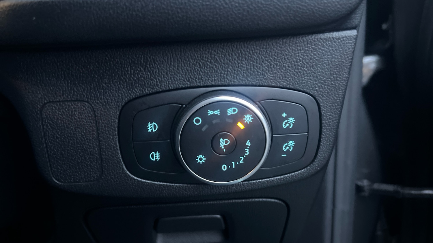 Used Ford Focus 2021 for sale - 76594641: Photo 35