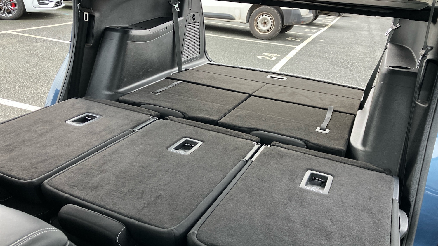 Used Ford S-Max 2023 for sale - 77318251: Photo 28