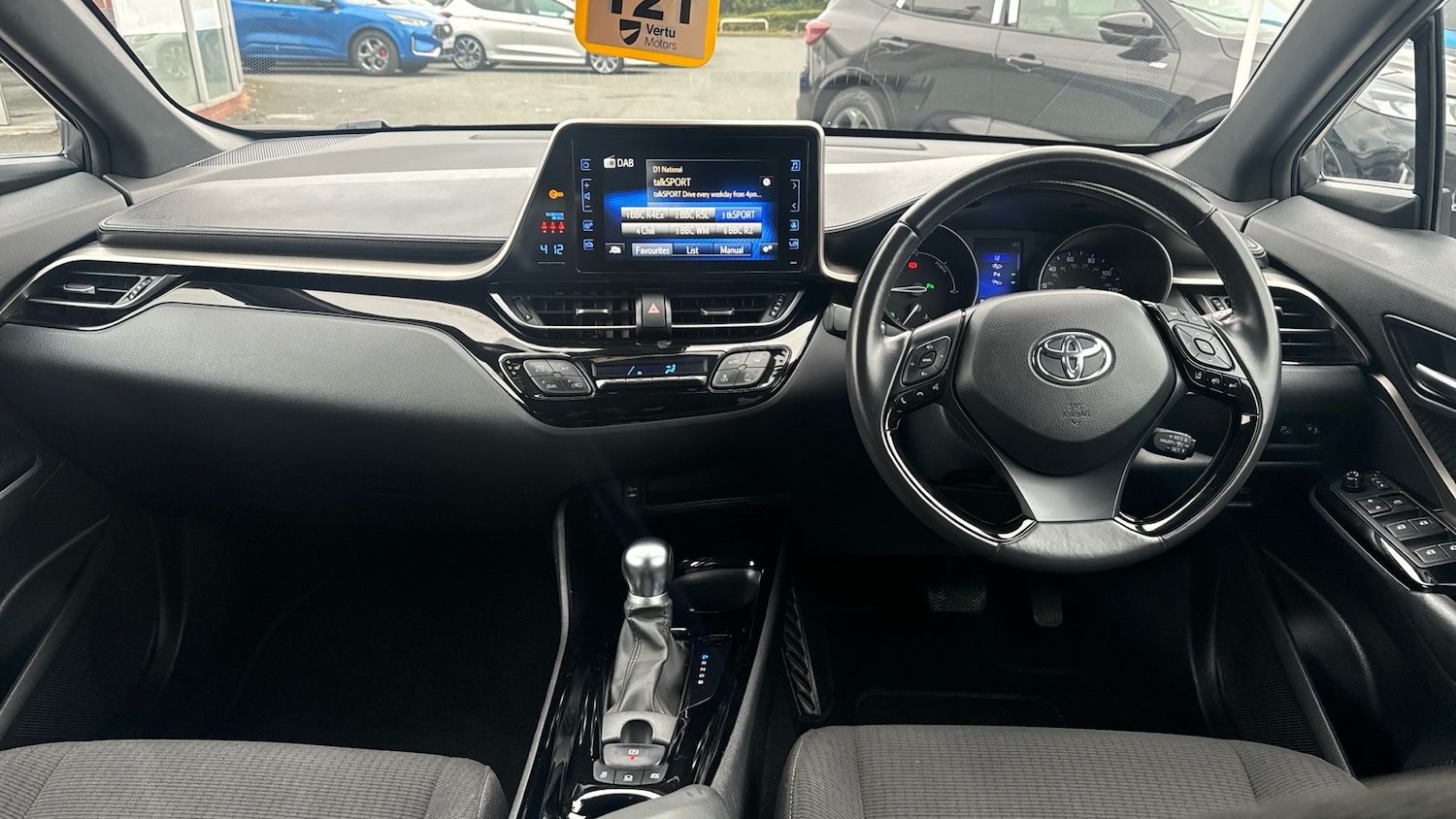 Used Toyota C-HR 2019 for sale - 76161826: Photo 14