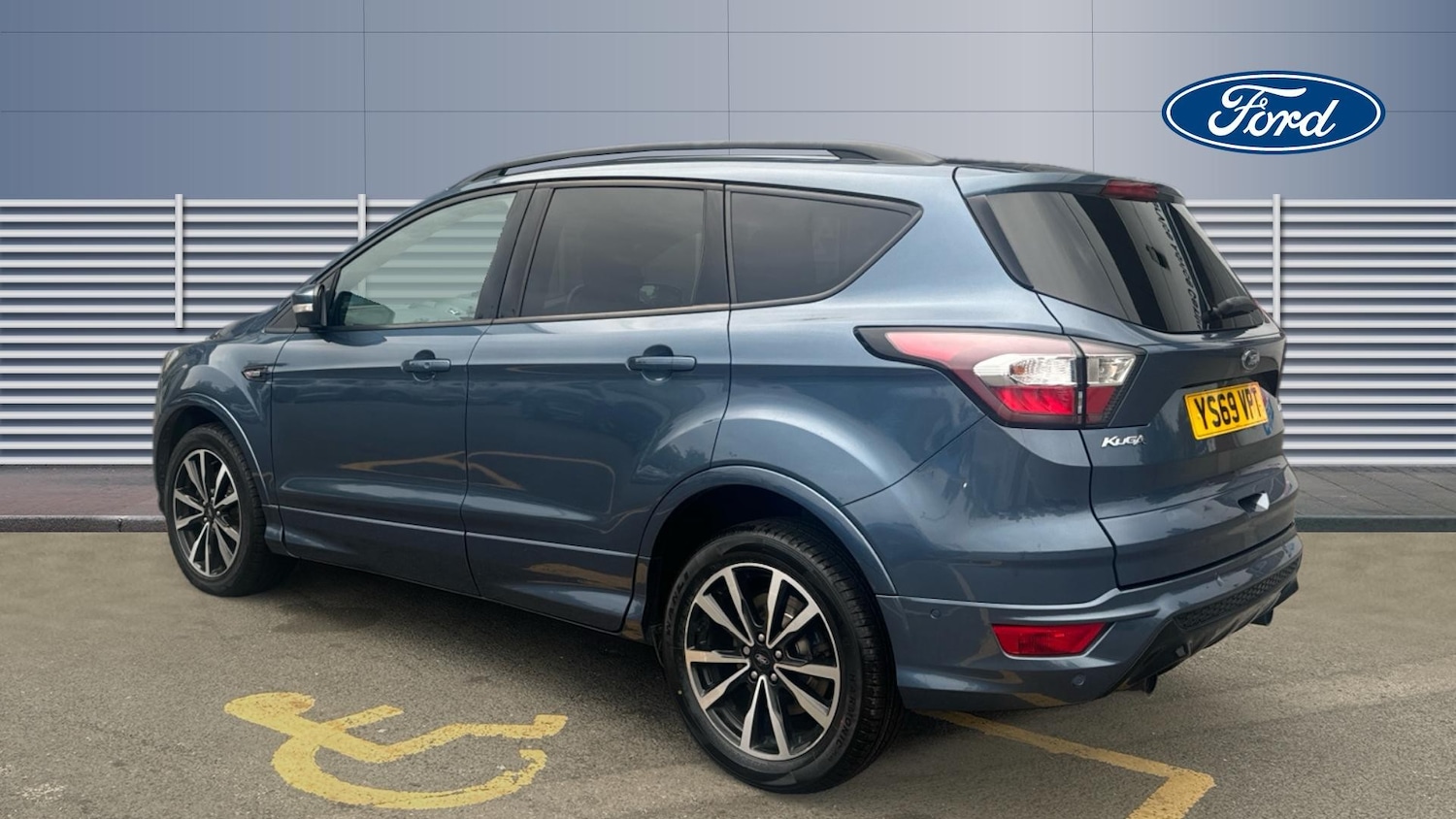 Used Ford Kuga 2019 for sale - 76192448: Photo 2