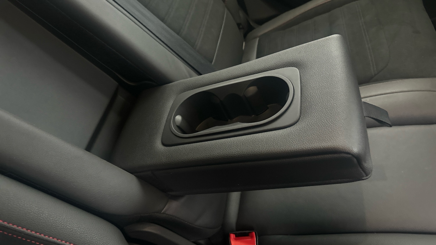 Used Ford Kuga 2019 for sale - 76192448: Photo 23