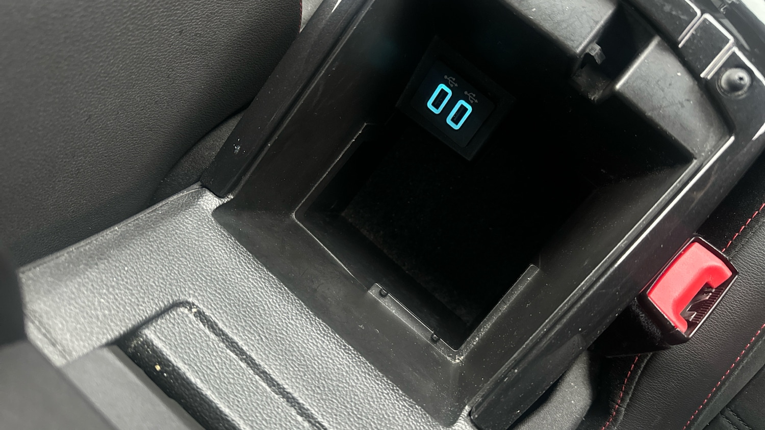 Used Ford Kuga 2019 for sale - 76192448: Photo 40
